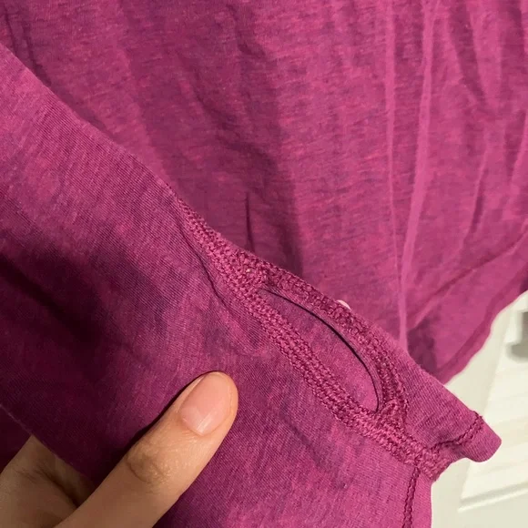 Lululemon Long Sleeve Top - Picture 4 of 5